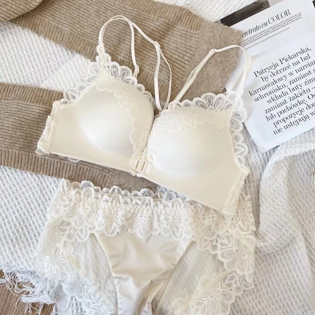 フロントホック 盛れる 貧乳ブラ 中心に寄せ A-Bカップ ノンワイヤー レース 切り替え ブラ・ショーツセット