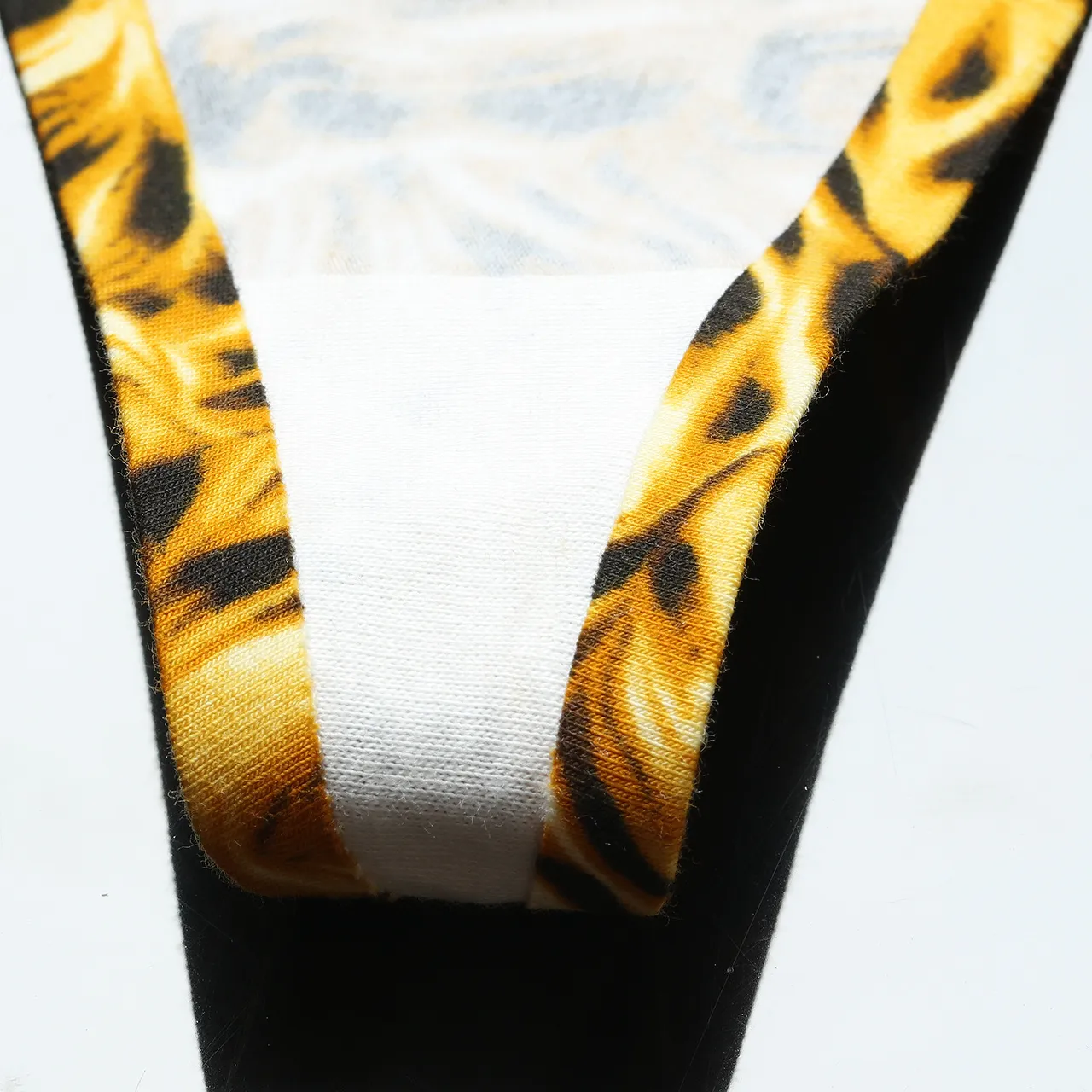 着回し最強セクシーヒョウ柄マークなしローウエストTバック・タンガ