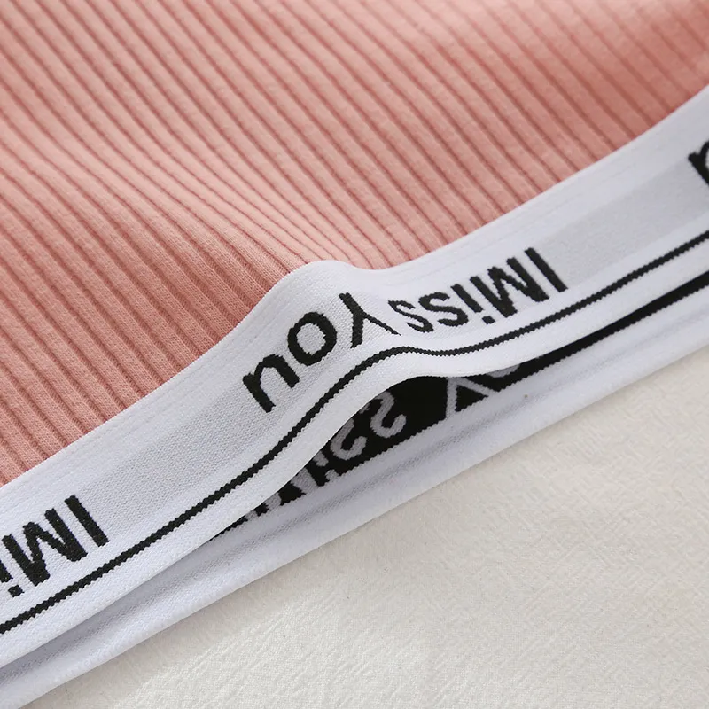 欧米風 スポーツスタイル  ストレッチ セクシー 響きにくい シームレス アルファベット Ｔバック・タンガ