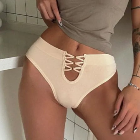 シームレス セクシー シンプル 透かし彫り 無地 肌触り抜群 Tバック・タンガ