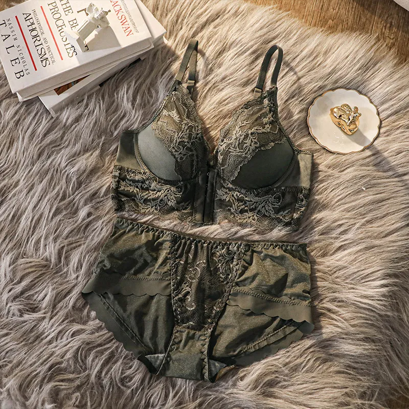 フロントホック 補正 フェミニン レース ノンワイヤー A-Bカップ バストアップ ブラ・ショーツセット