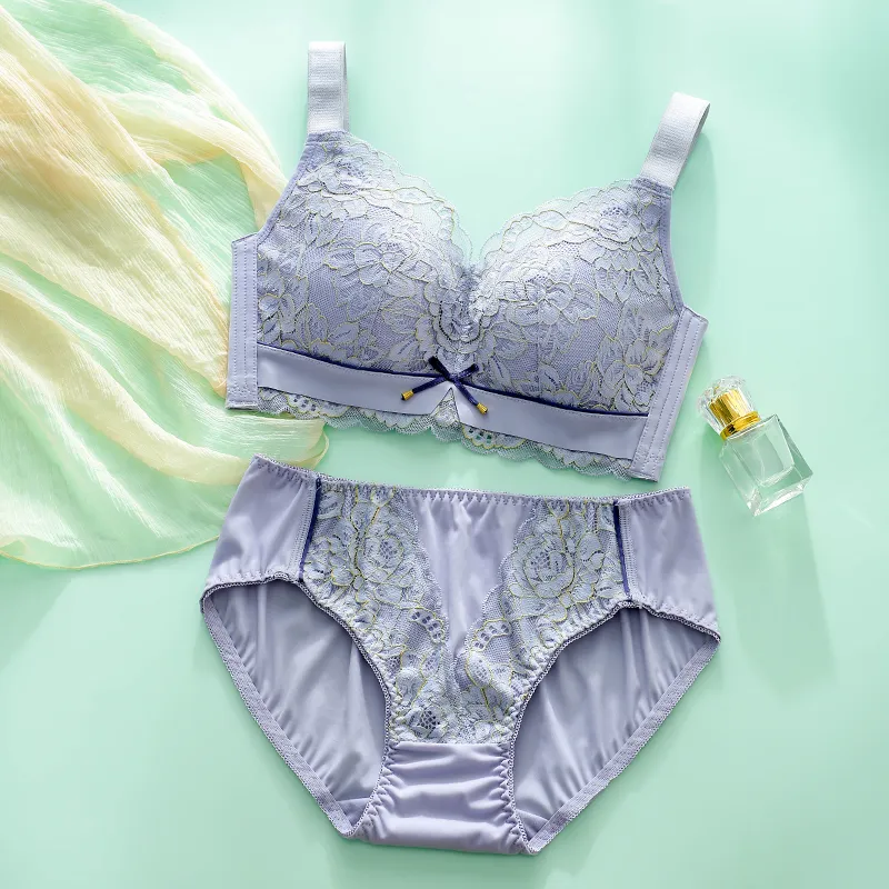 5色展開 薄い レース 蒸れない B-Eカップ 着心地良い ノンワイヤー  配色 リボン ブラ・ショーツセット