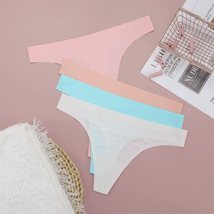 無地  シームレス 美尻 ヒップアップ ローウエスト 超薄め Ｔバック・タンガ