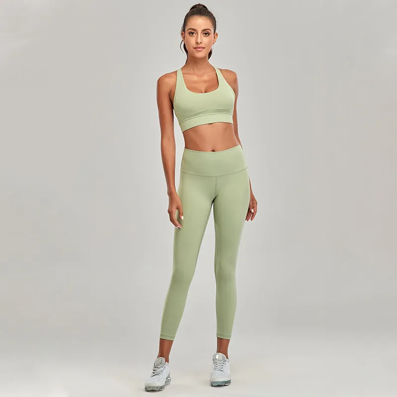 2点セット 超目玉アイテム 無地 スポーツ Uネック ノースリーブ 動きやすい ヨガ セット