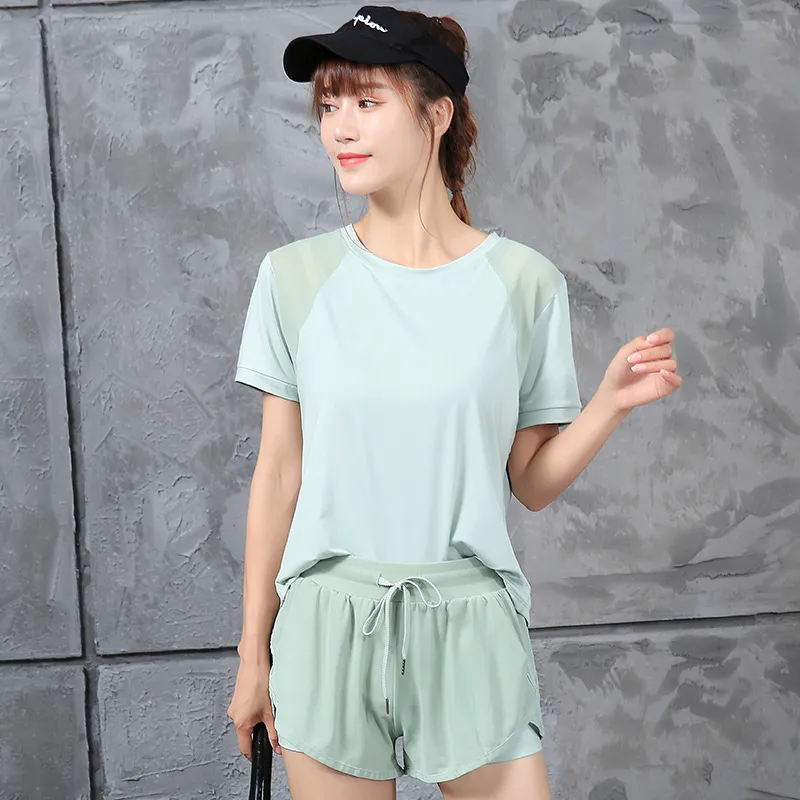 2点セット 絶妙丈感 体型カバー 運動着 切り替え スリット ヨガセット