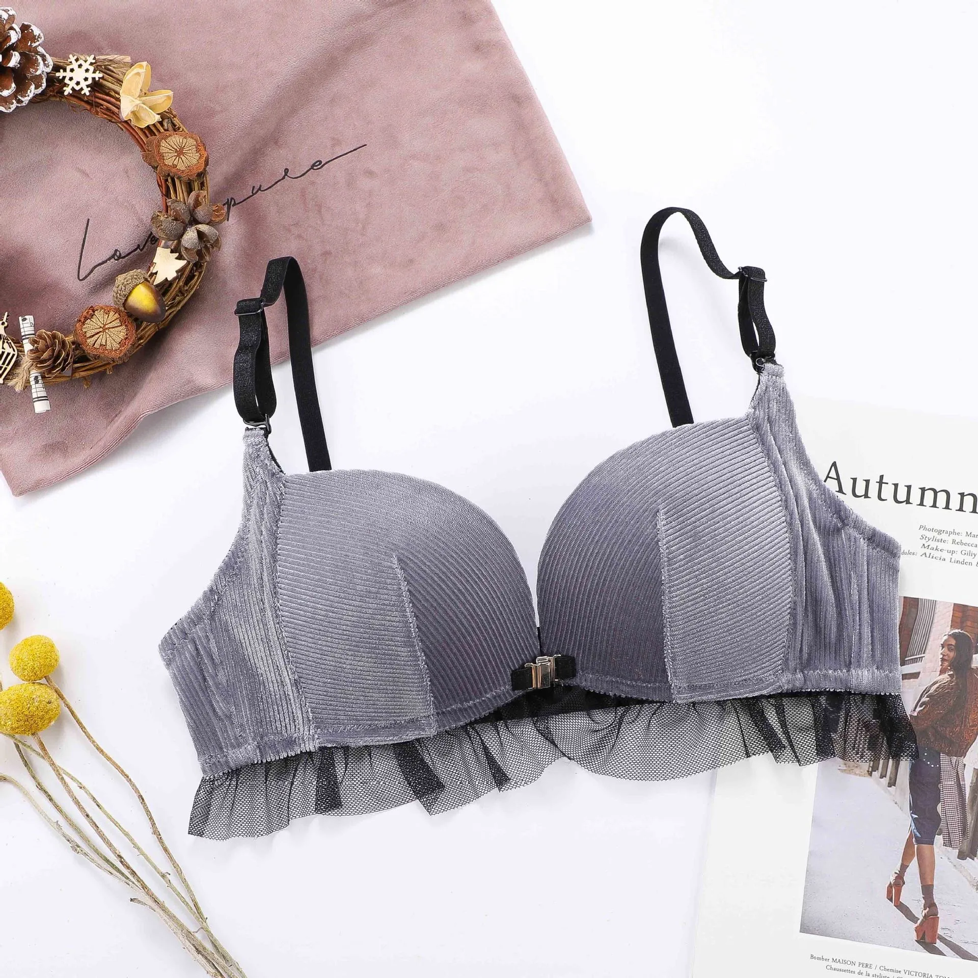 【単品販売可能】フロントホック 存在感抜群 セクシー A-Bカップ ノンワイヤー ハミ肉ゼロ ブラ・ショーツセット