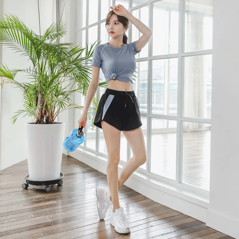 二点セット 3タイプ 速乾 ルーズ ジョギング スポーツウェア ヨガセット