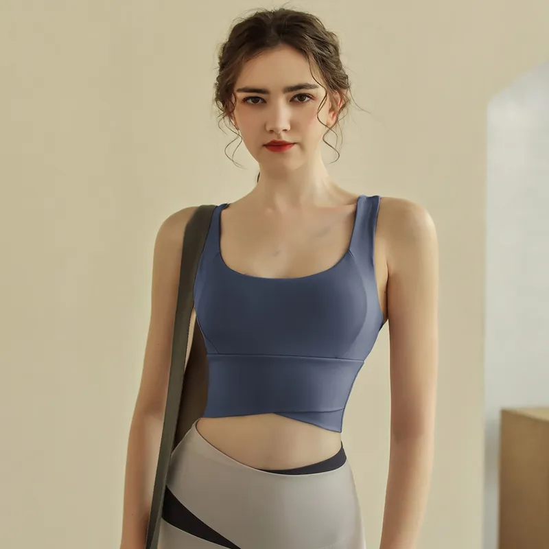 スポーツ風 無地 キャミソール 揺れを防い 着痩せ 夏  運動ブラ 型崩れしにくい ヨガブラ