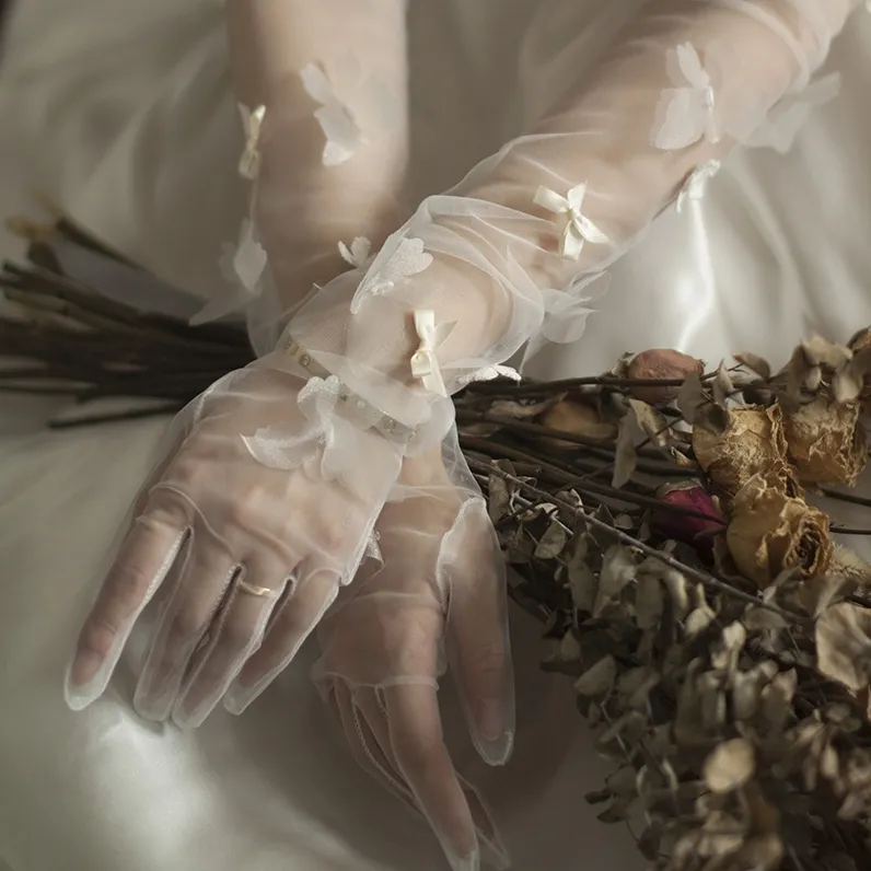 夢幻 蝶々 メッシュ 透け透け 総レース オシャレ ウェディング  手袋