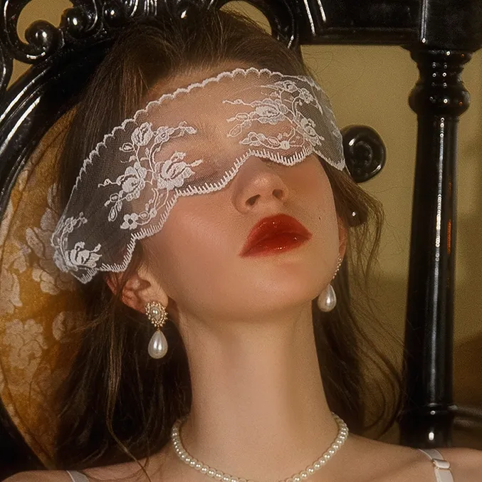 セクシー レース 刺繡 透け透け 誘惑 欠かせない アイマスク