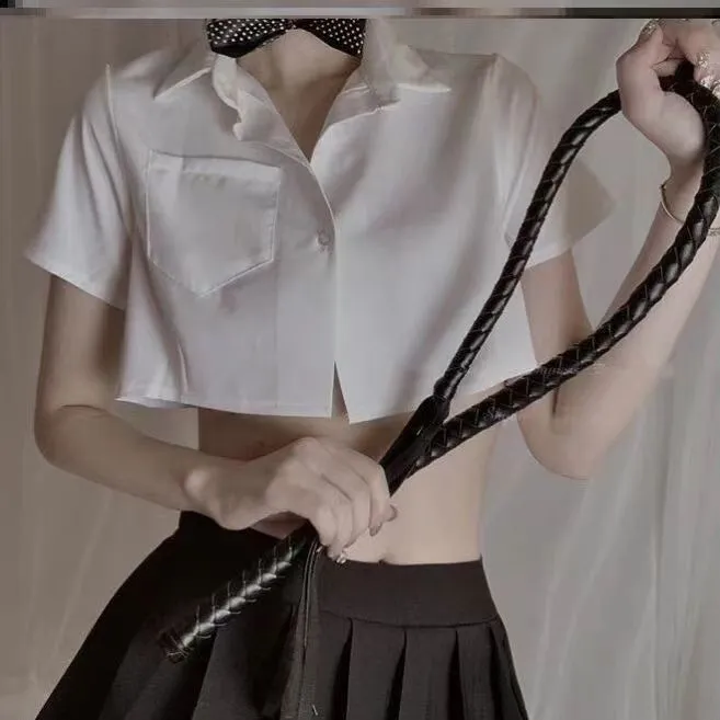 お尻叩き 激感 エロアクセサリー 調教 プレイ PU質 SM鞭 バラ鞭