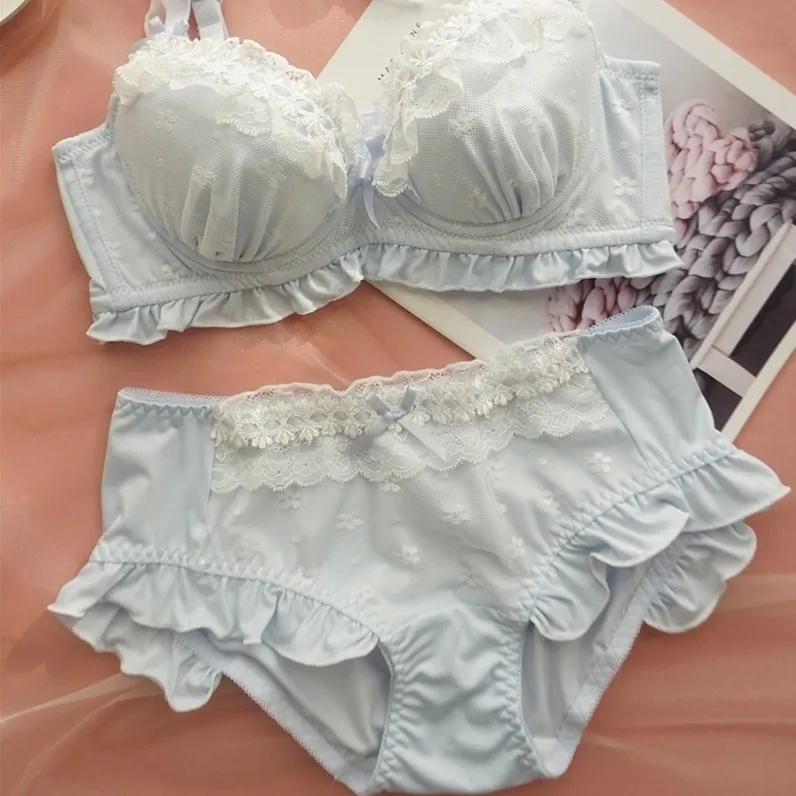 大人可愛い B-Gカップ 刺繍 レース 切り替え 後ろホック ワイヤー入り ブラ・ショーツセット