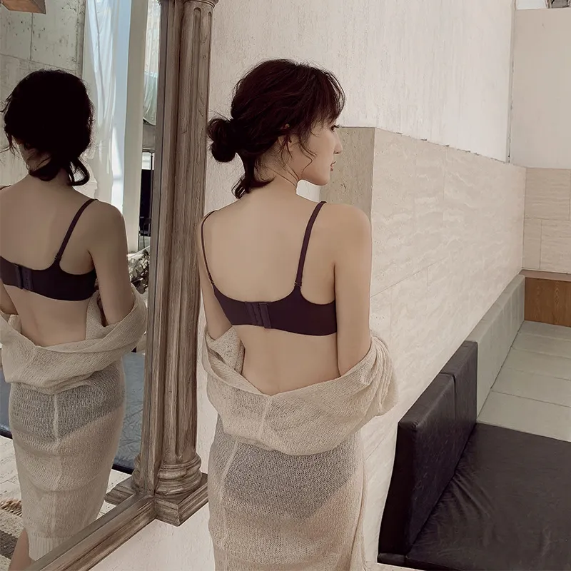 シンプル 盛り谷間 ノンワイヤー A-Bカップ 寄せる 美胸 胸大きく見え シームレス ブラ・ショーツセット