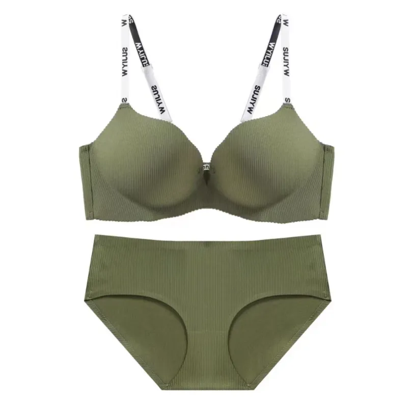 【カラー展開】シンプル シームレス 胸大きく見え 美胸 ノンワイヤー A-Bカップ ブラ・ショーツセット