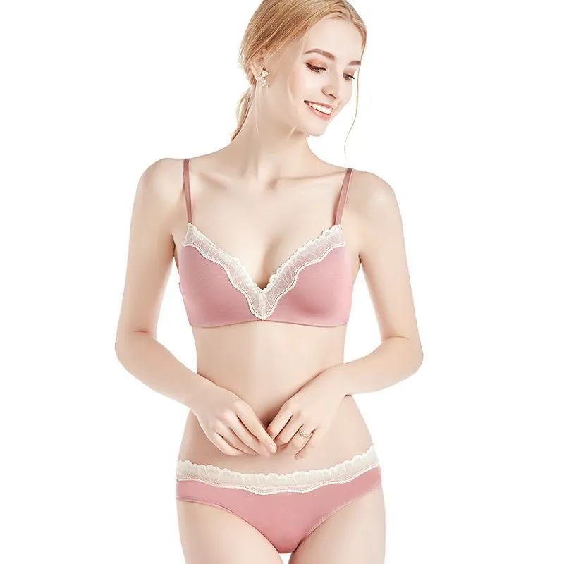高見えデザイン ノンワイヤー エアリー A-Cカップ おしゃれ度アップ ブラ＆ショーツセット