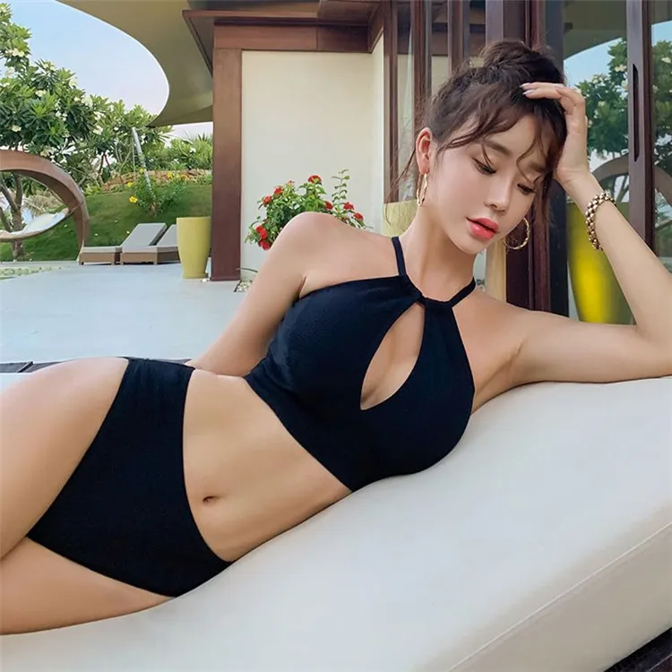 韓国ファッション セクシー 透かし彫り 無地 ホルターネック 目を奪われる ビキニ