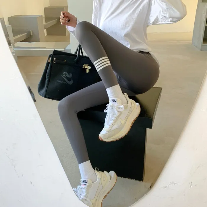 スポーツ風 着痩せ ボーダー 通気性良い ハイウエスト 耐久性 脚長効果 スポーツ タイツ