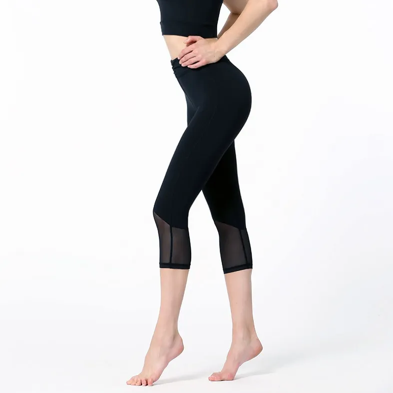 伸縮性のある 水洗いに強く ギャザー飾り クロップド丈 スポーツ ヨガ パンツ