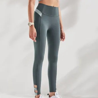 ファッション 配色 ジョギング 着瘦せ ストレッチ スポーツボトムス