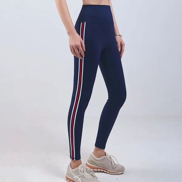 ストライプ柄 切り替え ハイウェスト  配色 デザイン感 スポーツボトムス