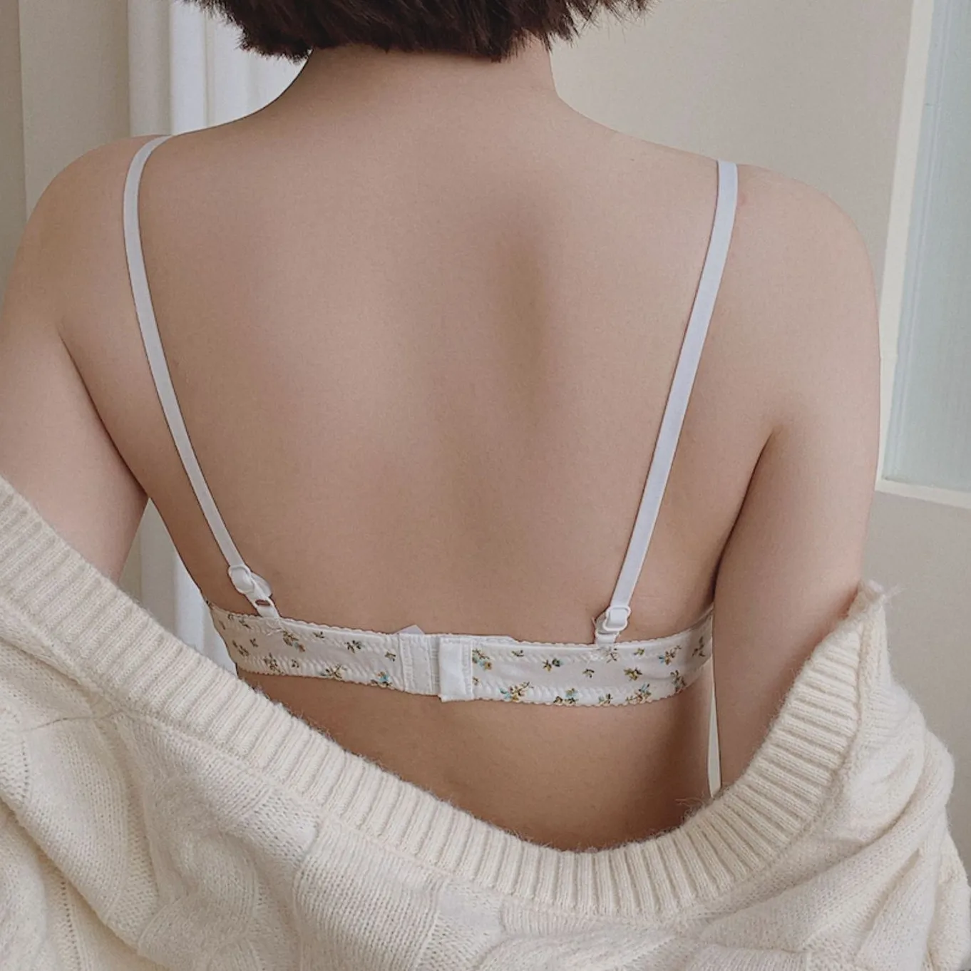 無敵な可愛さ オシャレ 胸小さく見え 美胸 少女 A-Cカップ 花柄 ノンワイヤー ブラジャー