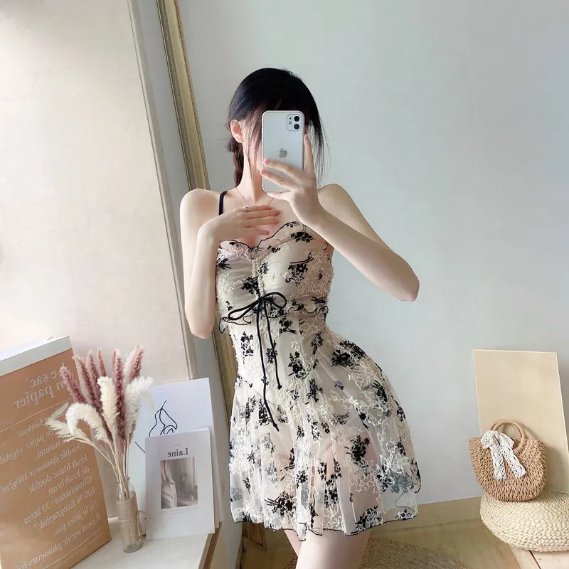 スウィート 刺繍 ボウタイ 配色 ノースリーブ Aラインワンピース水着