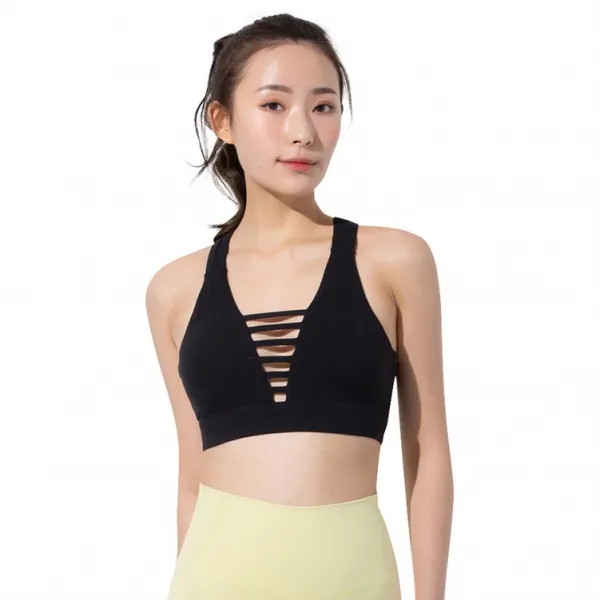 サポートする 吸収速乾 透かし彫り 適度なフィット感  多色展開 無地 パッドあり ヨガブラ