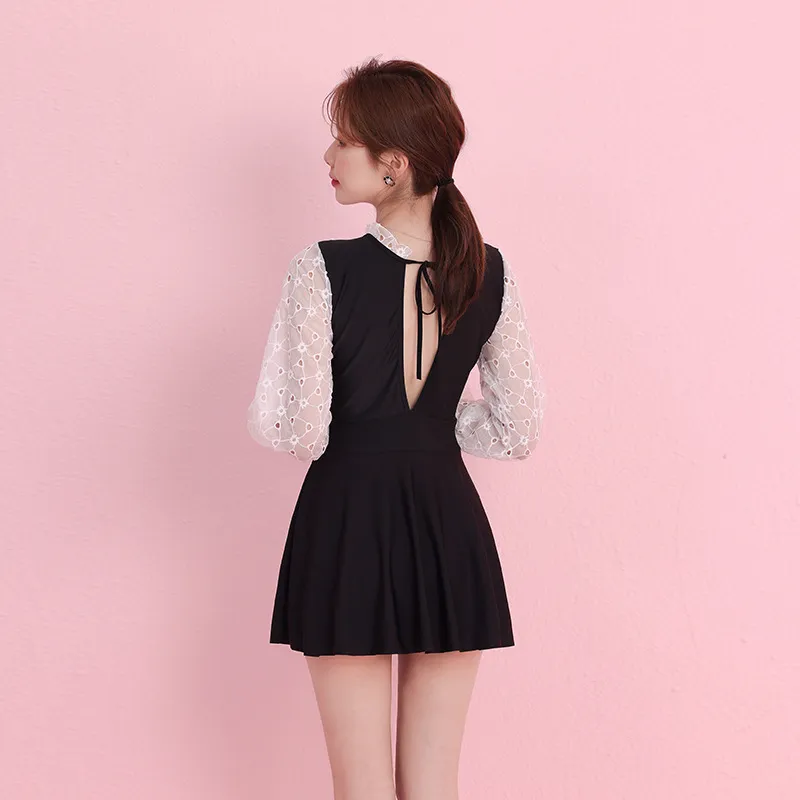 ドレスみたい 気質アップ 控えめ 温泉 体型カバー エレガント 切り替え ワンピース水着