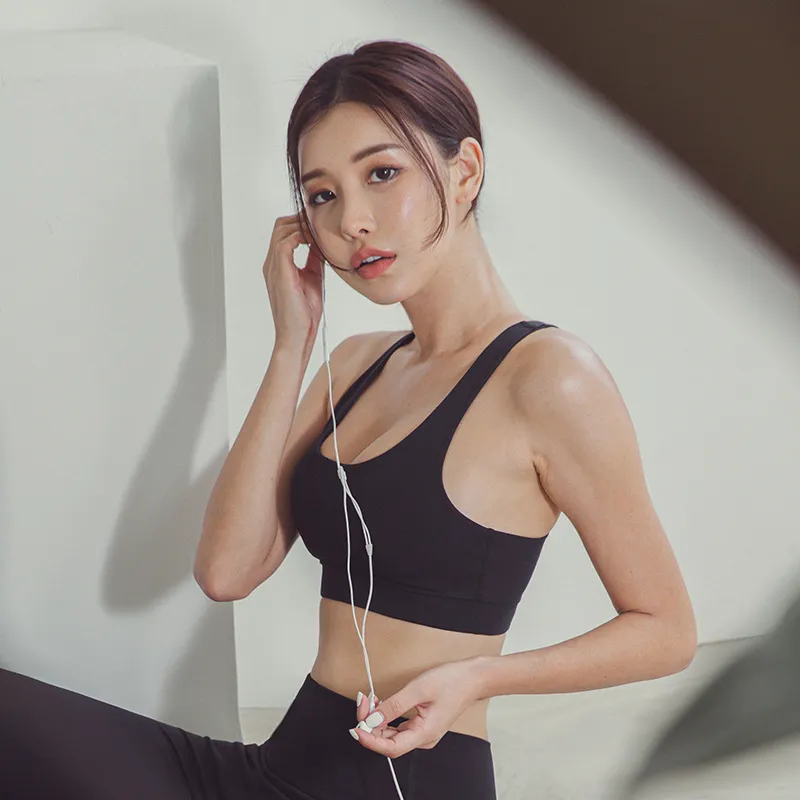 スポーツ ヨガ 揺れない シンプル 無地 プルオーバー ワイヤーなし スポーツブラ