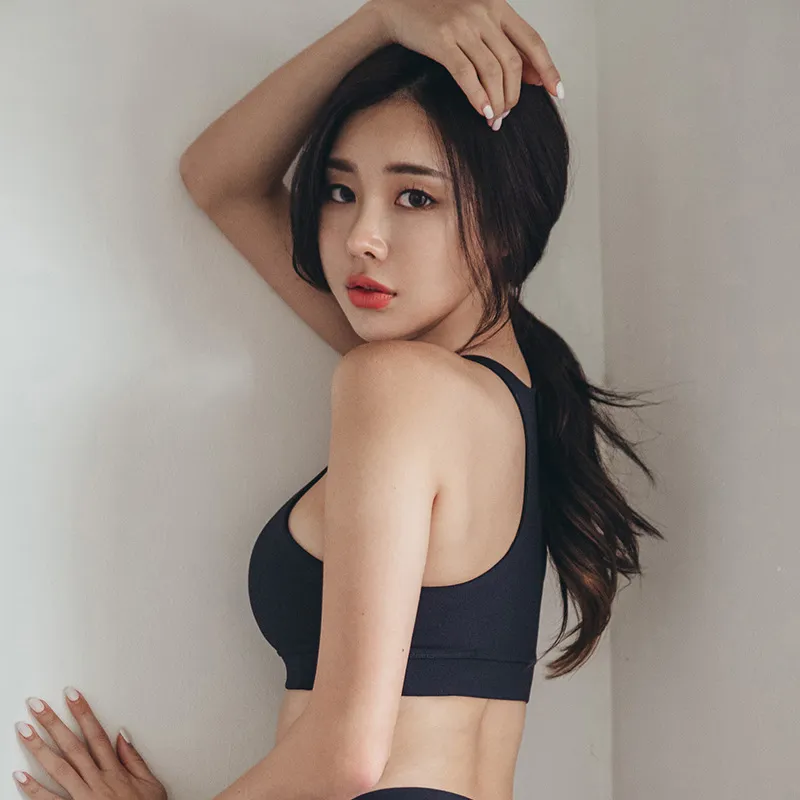 スポーツ ヨガ 揺れない シンプル 無地 プルオーバー ワイヤーなし スポーツブラ