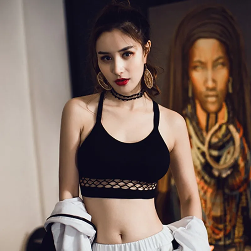 【もう一つおまけ】バッククロス背中見せスポーツ系パッド付きキャミソールノンワイヤーブラジャー