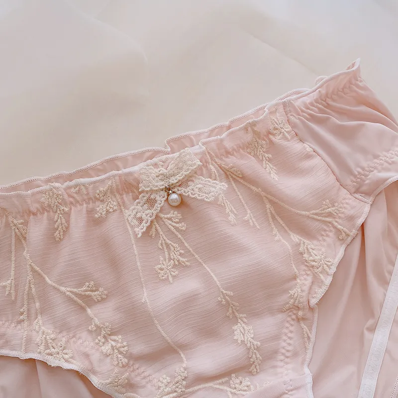 甘さ満点 刺繡 肌触り抜群 可愛い 美尻 パンティ リボン飾り スタンダードショーツ