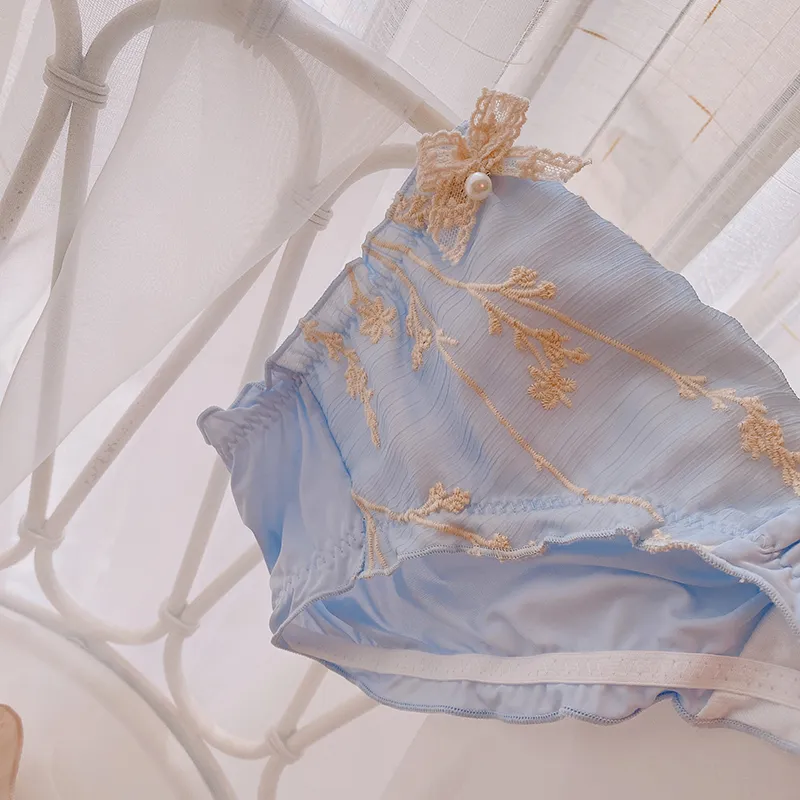 甘さ満点 刺繡 肌触り抜群 可愛い 美尻 パンティ リボン飾り スタンダードショーツ