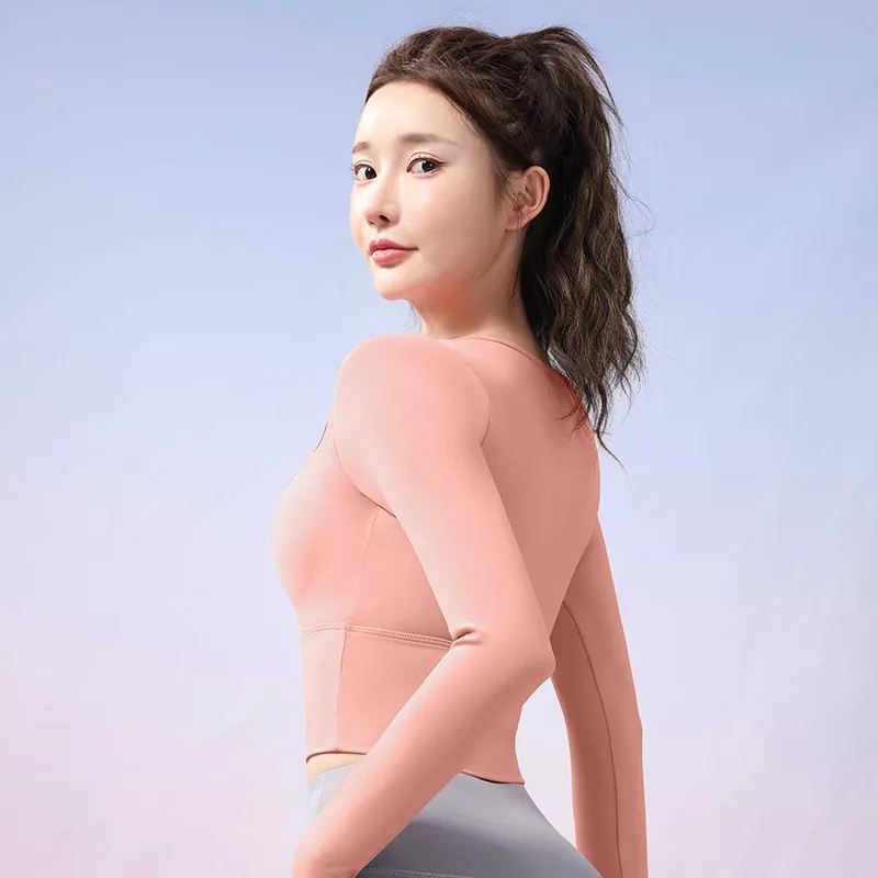 全3色 着瘦せ 肌になじみ シンプル 長袖 スポーツ 無地 ヨガ トップス