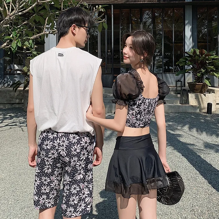 オシャレペアルック お揃い 花柄 プリント 体型カバー タンキニ 透かし彫り パフスリーブ 切り替え メンズ ペア水着