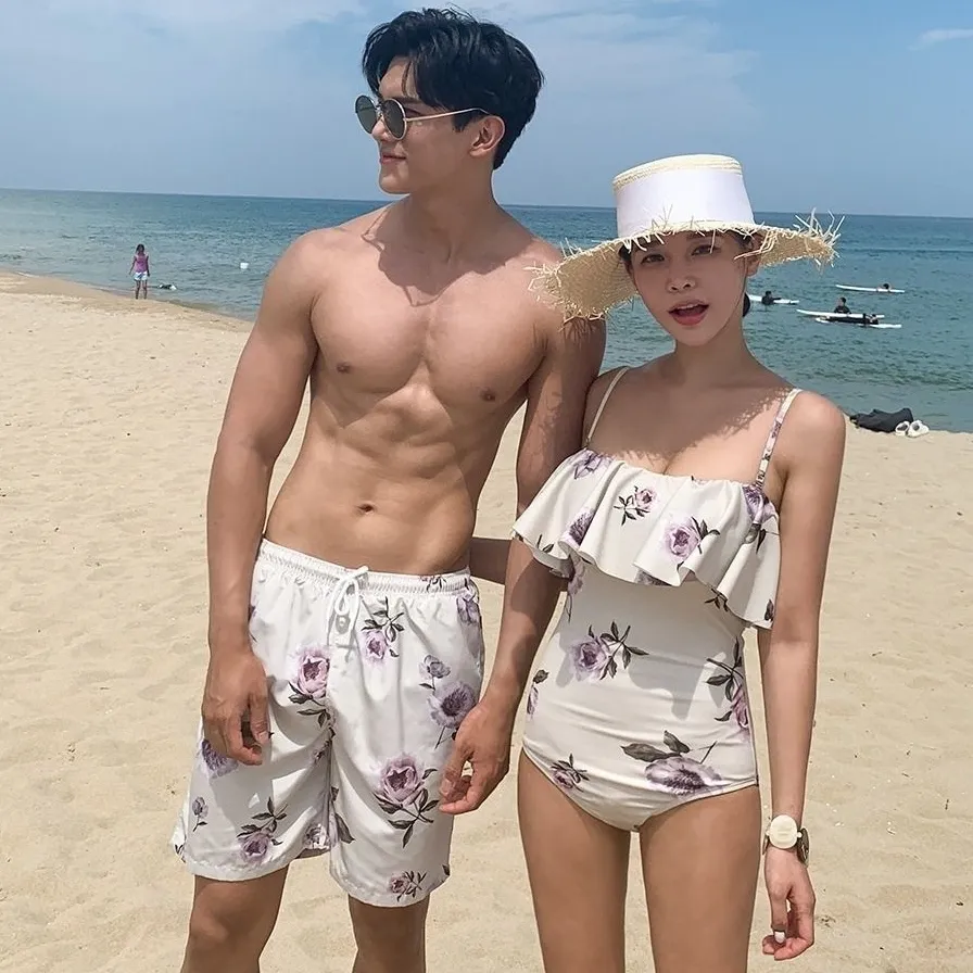 気質アップ プリント フリル 着痩せ 夏 ペア ビーチ 温泉 オシャレ カップル水着