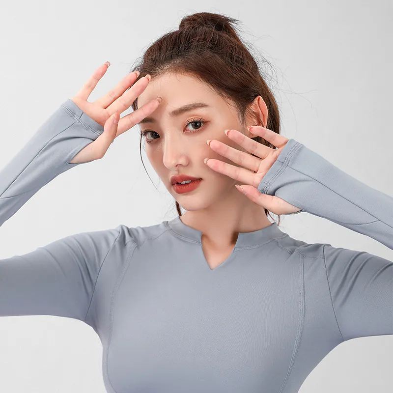 韓国風ファッション Vネック 速乾 体型をカバー 接触冷感 ぴったりしたサイズ感 長袖 ヨガ トップス