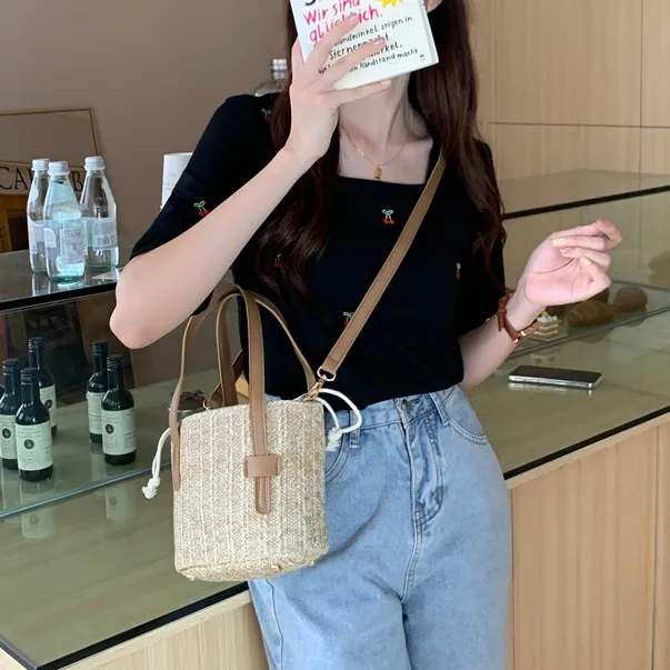 今季大流行 ハンドバッグ 斜め掛け可 カジュアル 文芸風 OL/通勤 ビーチ 草編み バケツバッグ