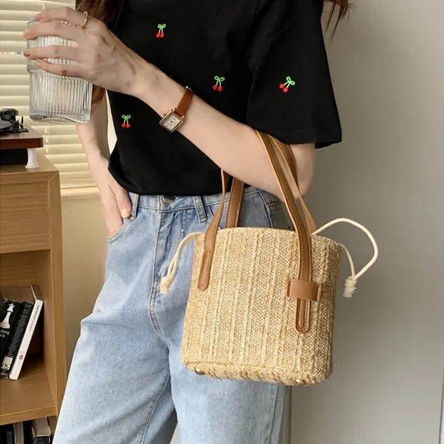 今季大流行 ハンドバッグ 斜め掛け可 カジュアル 文芸風 OL/通勤 ビーチ 草編み バケツバッグ