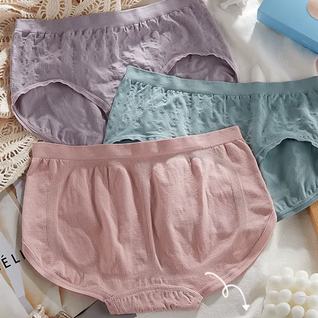 【3点セット】期間限定 綿混素材 ヒップアップ 無感 アルファベット立体 ショーツ