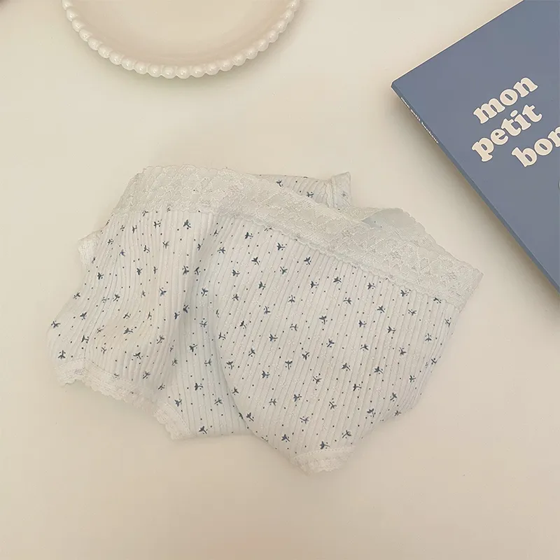 清新 花柄 柔らかい 漏れにくい 美尻 パンティ 夜用 サニタリー