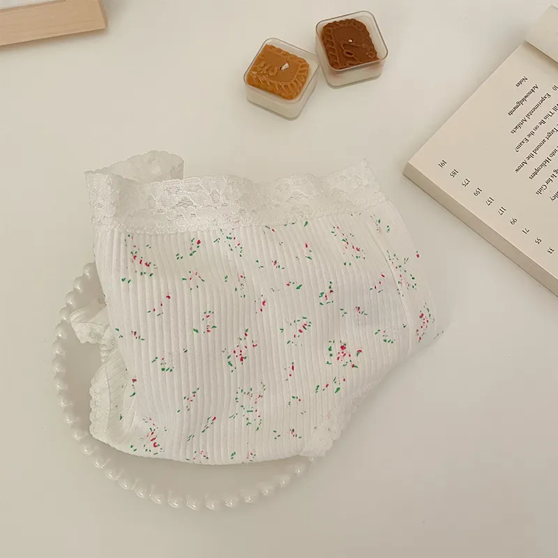 清新 花柄 柔らかい 漏れにくい 美尻 パンティ 夜用 サニタリー