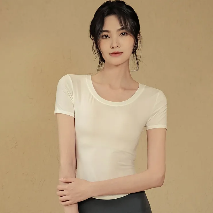 定番シンプル 半袖 スリムタイプ 着瘦せ ランニング 運動 吸汗 速乾 無地 ヨガトップス