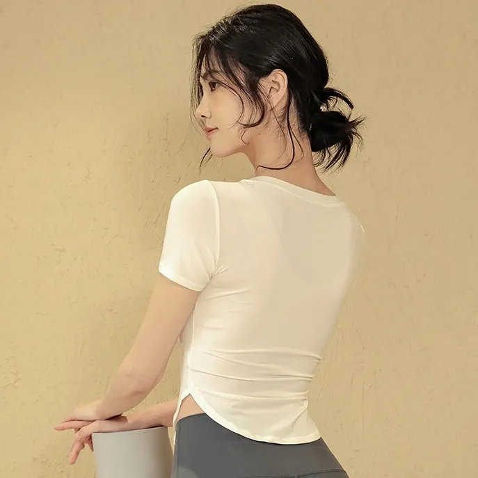 定番シンプル 半袖 スリムタイプ 着瘦せ ランニング 運動 吸汗 速乾 無地 ヨガトップス