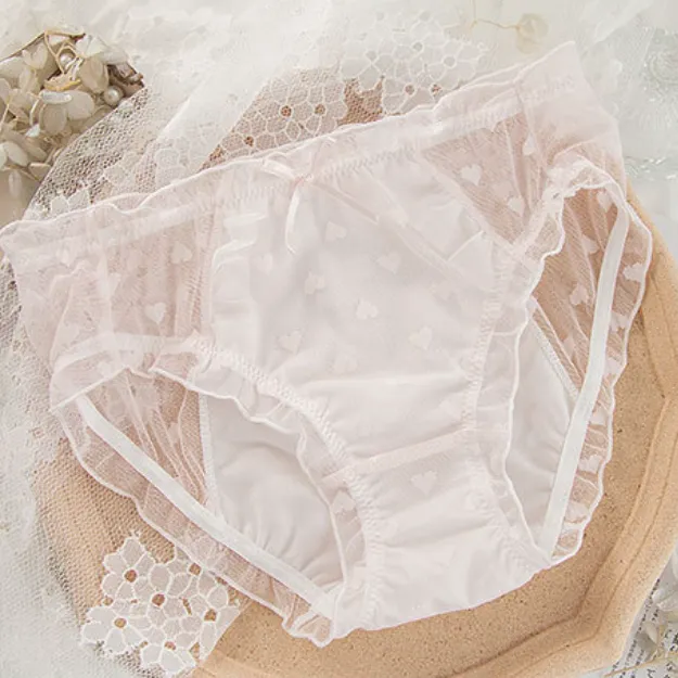 上品な可愛さ 美尻 レース リボン付き レギュラーウエスト 漏れにくい ムレにくい 柔らかい 防水 抗菌防臭 サニタリー