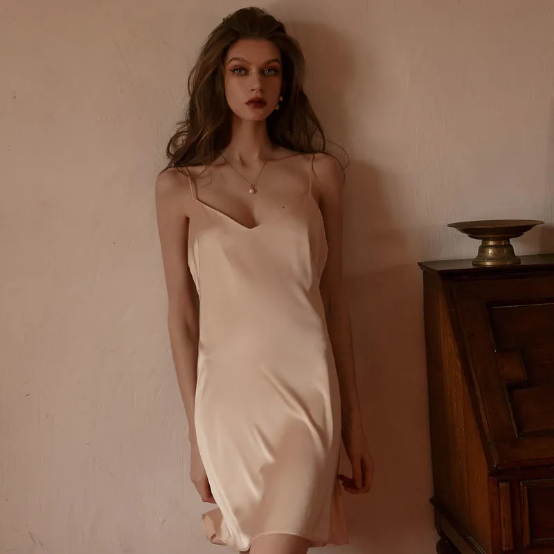 セクシー シルク 手触り良い Ⅴネック 無地 パジャマ 背中魅せ 夜の営み ベビードール