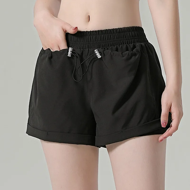 大人可愛い ショート丈 トレーニング 運動 速乾性 高通気性 吸汗 着痩せ ファッション ヨガパンツ