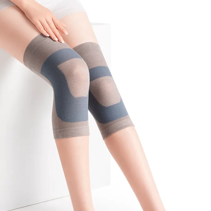 今日のおすすめ！配色 シンプル 高通気 薄型膝サポーター