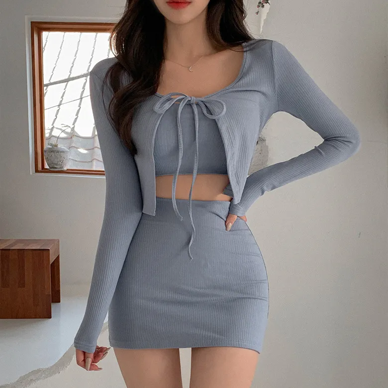 韓国風ファッション タンキニ 胸元編み上げ 体型カバー エレガント 長袖 タイトスカート 4点セット ビキニ
