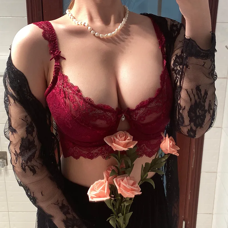 （B-Eカップ）セクシー レース 透かし彫り ワイヤー入り 脇高 単品販売可 美胸 谷間メイク ブラ・ショーツセット